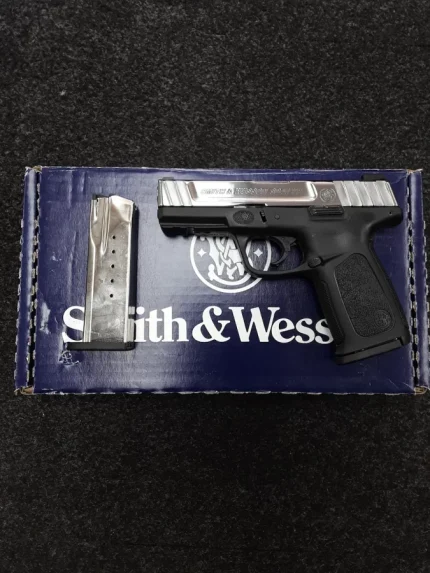SMITH & WESSON SD40VE